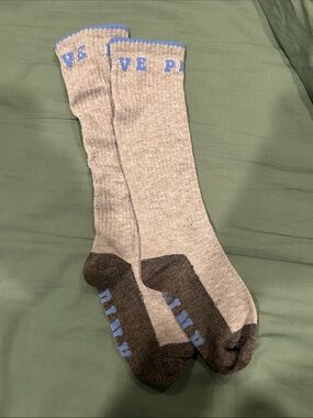 PINK Victoria's Secret Gray Knee-High Athletic Socks with Blue Trim